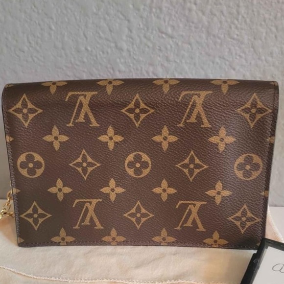 Louis Vuitton Flor Chain Bag - Picture 2 of 16